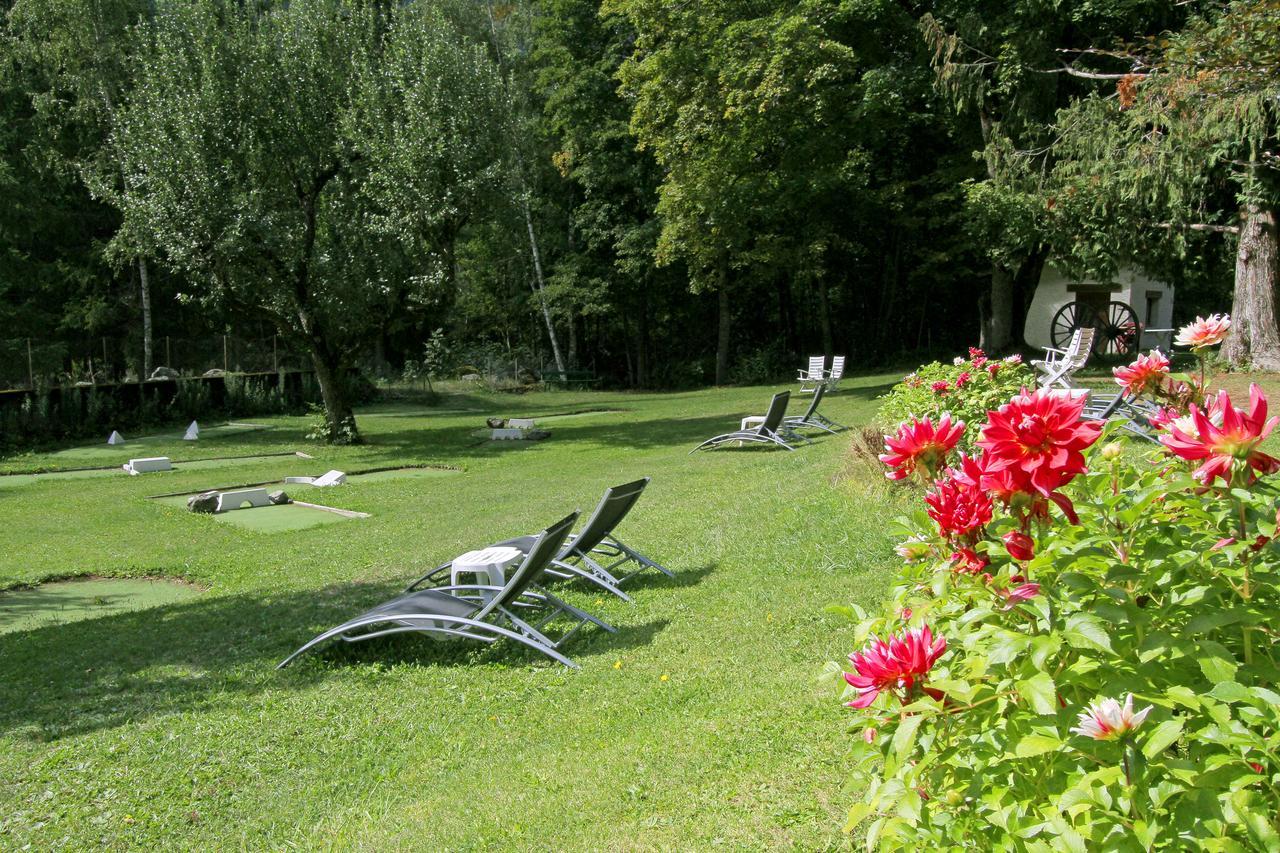 Chateau De La Muzelle Vénosc Esterno foto