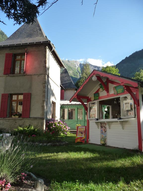 Chateau De La Muzelle Vénosc Esterno foto